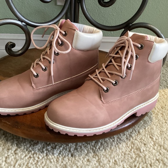 WOMANS PINK ANKLE FASHION HIKING BOOTS DESERT TRAIL COMBAT WALKING SZ 10.5 - Picture 1 of 5